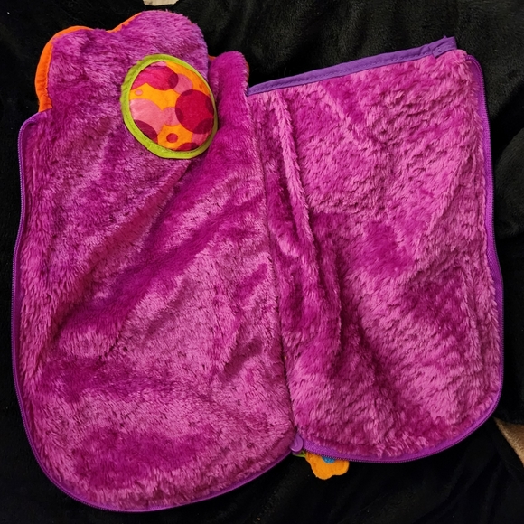 Two Groovy Girl sleeping bags / bundle requirement - Picture 4 of 6